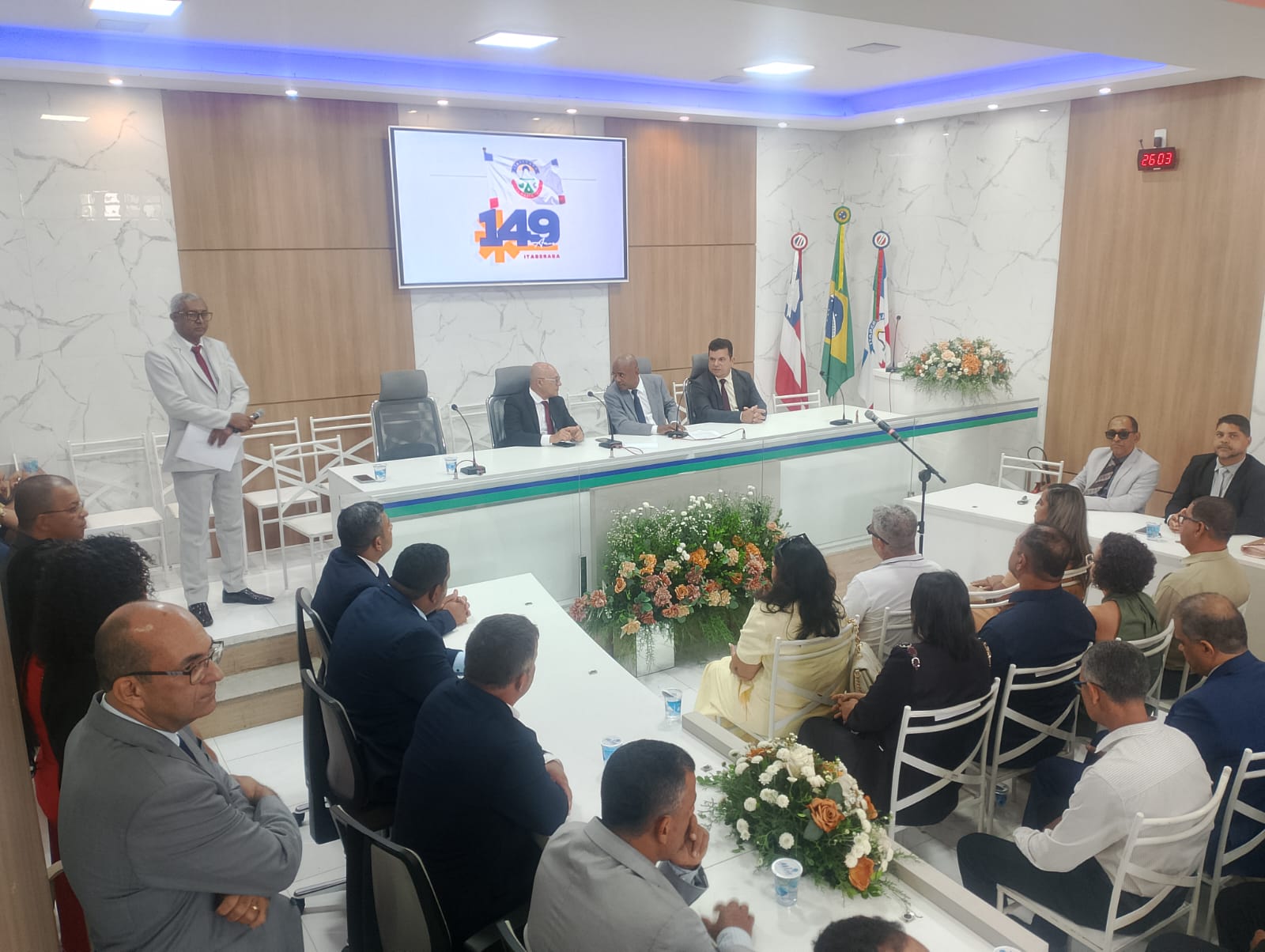 Leia mais sobre o artigo CÂMARA DE ITABERABA REALIZA SESSÃO SOLENE PELOS 149 ANOS E HOMENAGEIA PERSONALIDADES COM MEDALHA 26 DE MARÇO